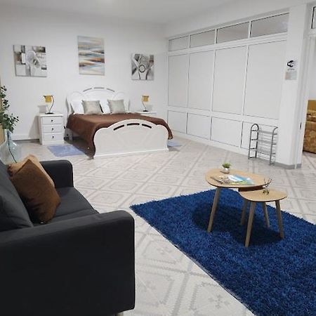 Rua De Baixo Apartments Calheta  エクステリア 写真