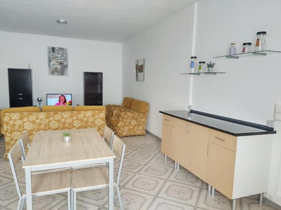 Rua De Baixo Apartments Calheta  エクステリア 写真