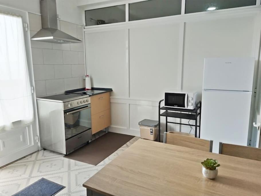 Rua De Baixo Apartments Calheta  エクステリア 写真